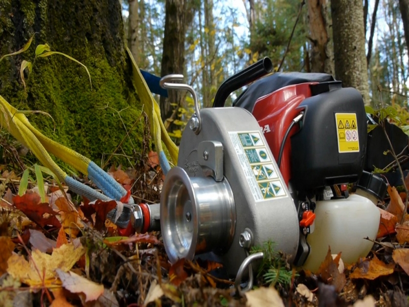 Portable Winch Company PCW3000 Treadlight Forestry