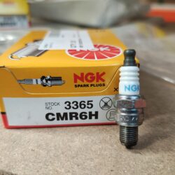 NGK CMR6H Spark Plug